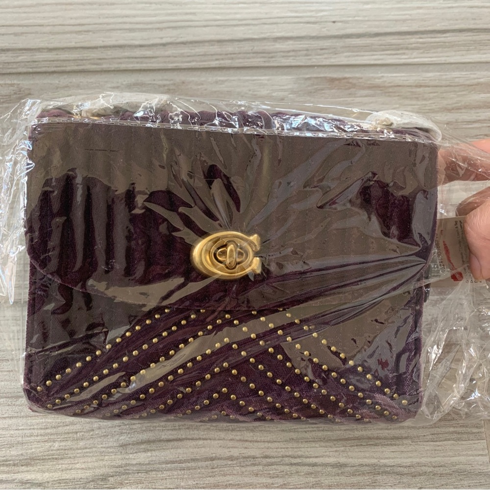 New coach 31034 Velvet Quilting Rivets Parker 18 Shoulder bag gold studding plum